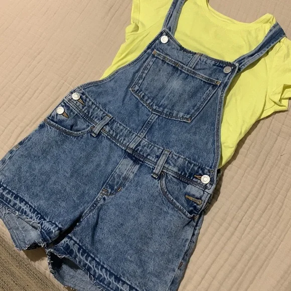 Old Navy Girls Denim Shortalls Overalls Shorts Size L 10/12 - Picture 2 of 4